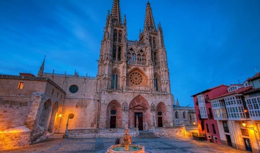 VIAJE LISBOA MADRID Y PARIS  DESDE MÉRIDA